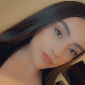 Meet your Posher, Briana